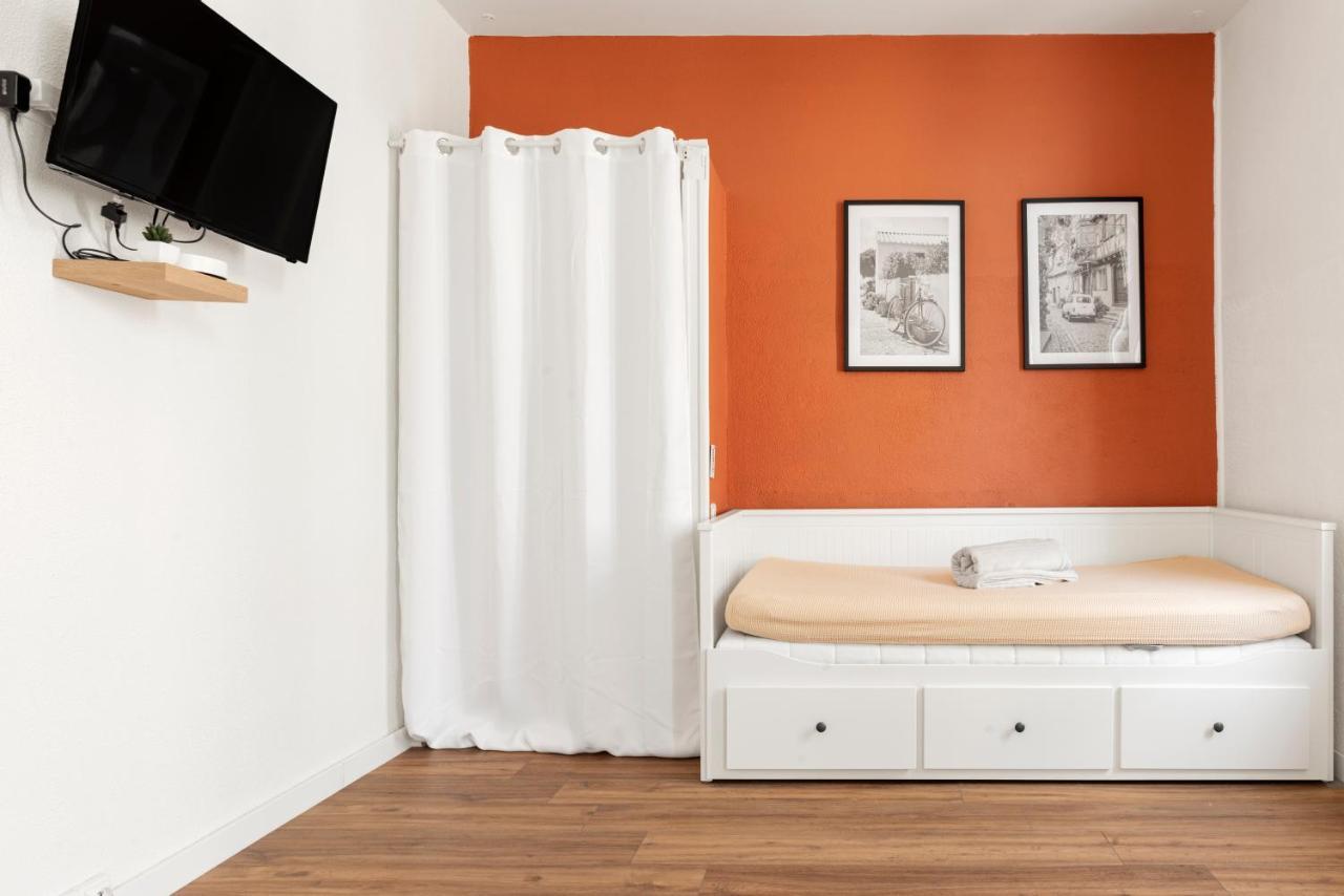 Montsejour - Studio Climatise Entre Gare & Cite Carcassonne Exterior foto